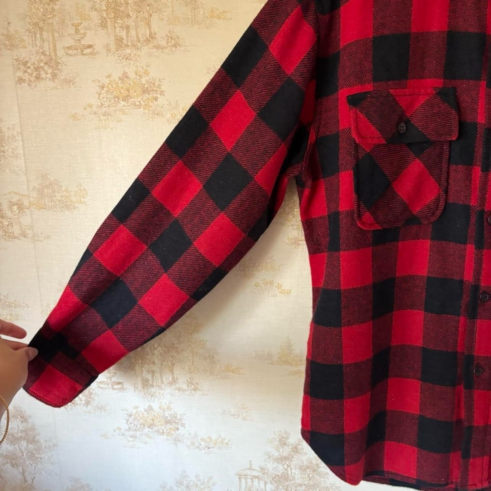 Vintage 70s red black buffalo plaid King’s Road wool flannel button up shirt - Picture 2 of 7